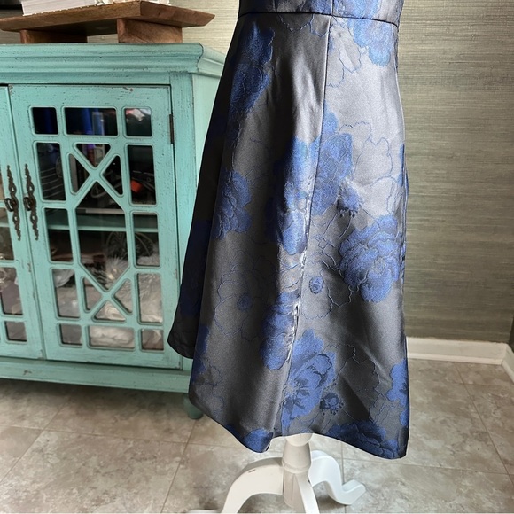 Halston Heritage Navy Floral Jacquard Fit & Flare Pleated Mini Dress Size 4 - Picture 7 of 16